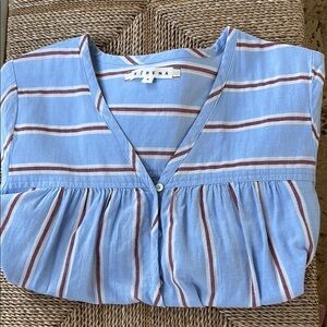 XIRENA Francie Button Down Top in Size Small 🩵
